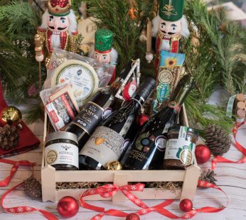 Wooden Crate with 3 Wines & Deli