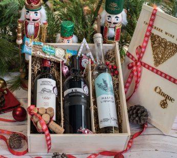 Wooden Box with 2 Wines & Liqueur