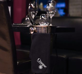 Cinque’s Wine Bottle Serving Towel